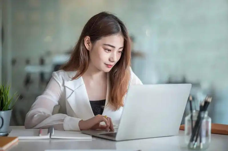 深圳优优叁陆壹网络科技公司轮播图1